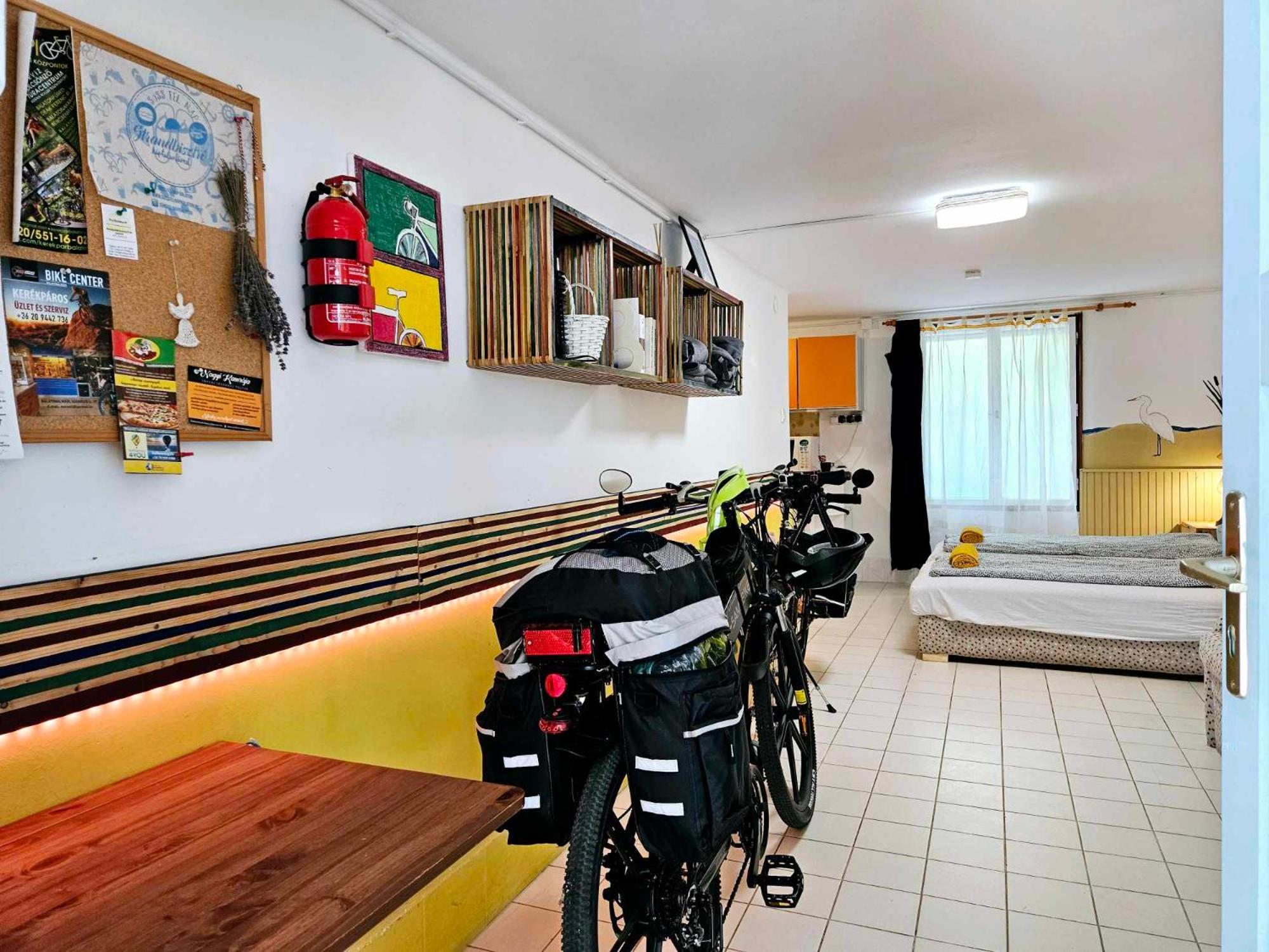 Apartment For Cyclists Ride In Балатональмаді Екстер'єр фото